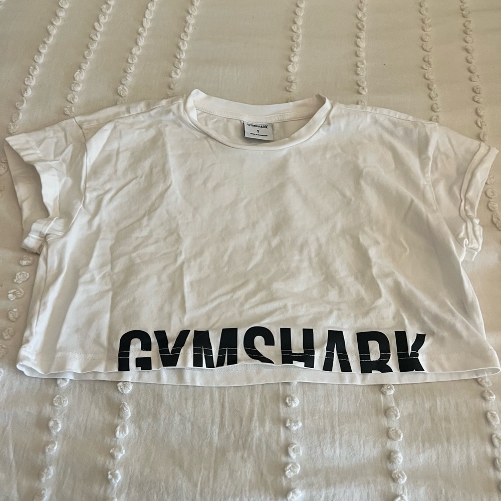 gymshark cropped tee